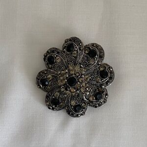 Vintage Gun Powder Color Metal Round Flower Black Crystals Brooch Pendant